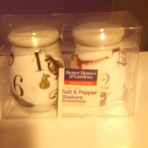 Brand new salt and pepper shakers